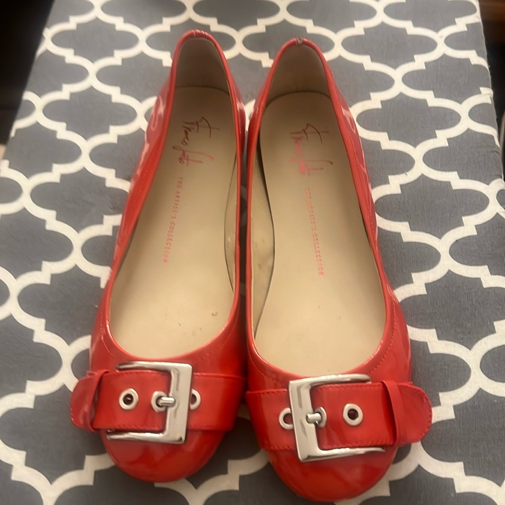Franco Sarto Patent Orange Leather Buckle Falts sz 8.5